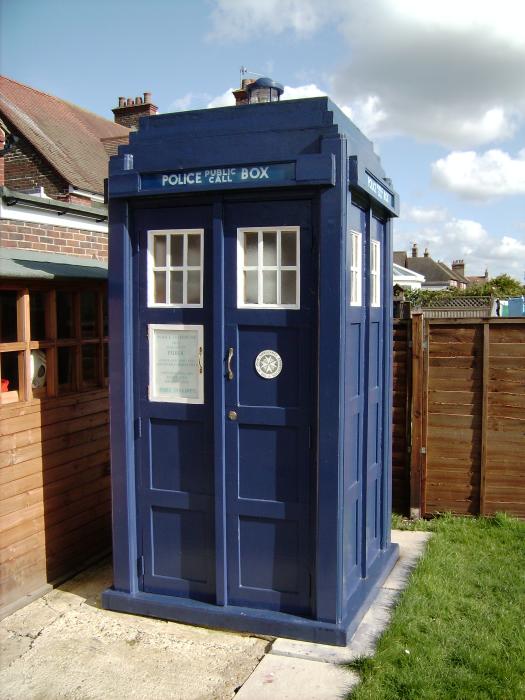 Just Sheds: Nope they are TARDIS sheds - Doctor Sheddies - shedblog