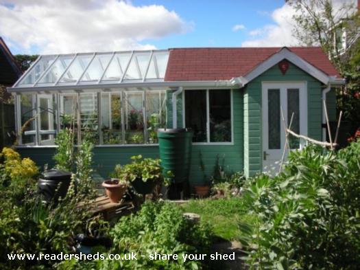 Potting Shed, Cabin/Summerhouse from Garden owned by Paula # 