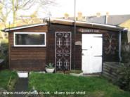 Dobbies Den - Len Dobson