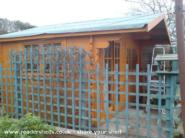 The Doghouse - Embra