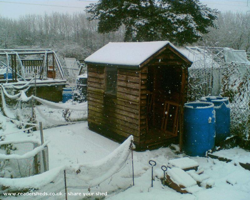 Winter, Side View, Calm, Snow, Welcoming.