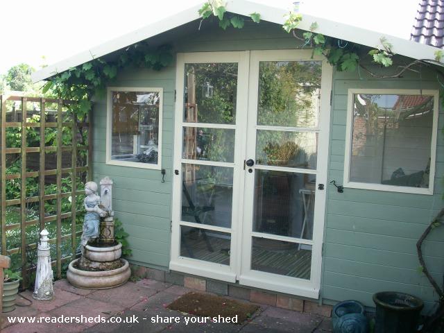 Sandra's all year garden retreat - Sandra Brooks