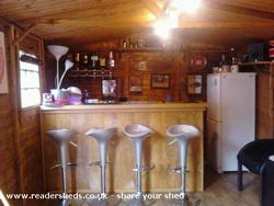 jons pub - jon