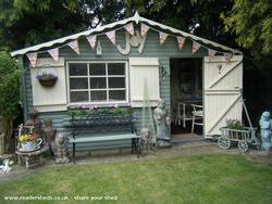 Joys summer house - Joy sofocleous