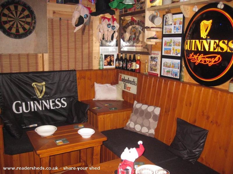 The Brass Monkey, Pub/Entertainment Northern Ireland owned by Terry 