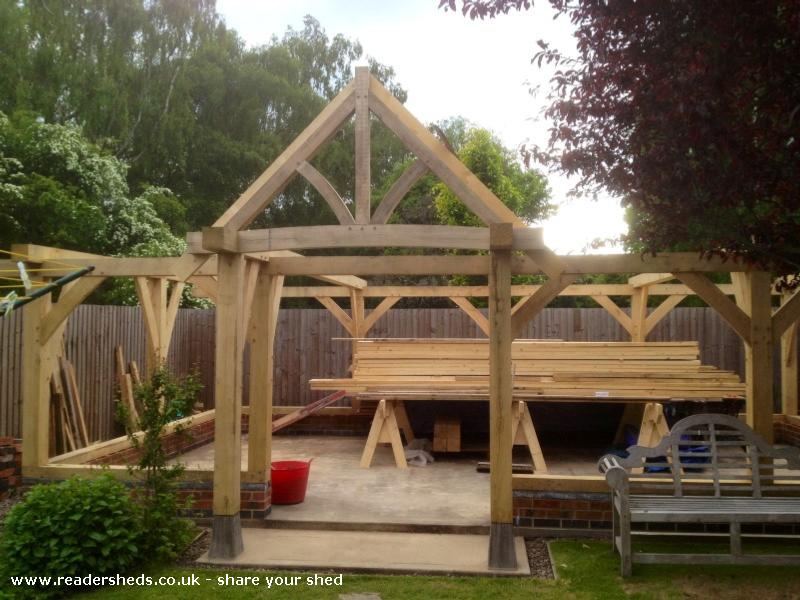 oak framed shed, unexpected leicestershire owned by rob