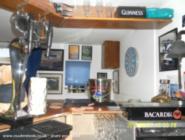 DELS DEN: behind bar3