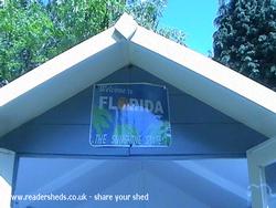 Front welcome sign of shed - Floridian Escape, 