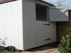 side view of shed - Shepherds Hut, 