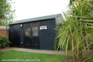 Garden view of shed - THE MAN'S SHED, 