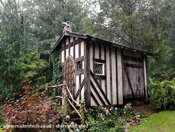 side view of shed - Garden shed, 