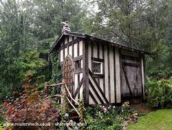 Garden shed: side view