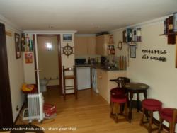 costa dels bar: kitchen/toilet
