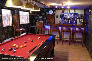 Anyone for pool of shed - The Wivern Inn, East Riding of Yorkshire
