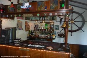Bar of shed - The Jack & Anchor, Cornwall