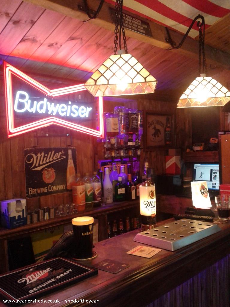 The Dog House, Pub/Entertainment, Lincolnshire owned by Sheddie Mark & Michelle shedoftheyear