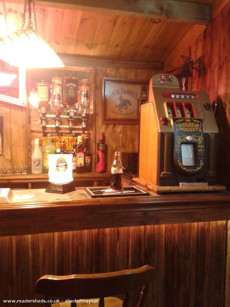 The Dog House, Pub/Entertainment, Lincolnshire owned by Sheddie Mark