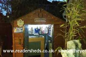 Night of shed - The Moon and Mushroom, Bedford