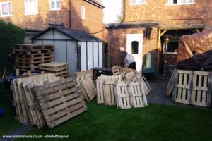 Photo 13 of shed - Roosters Cabin (PALLETS), Nottinghamshire