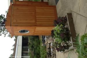 Corner view of shed - The Crafty Pod, Powys