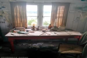 Dylan Thomas - Writing Shed, Carmarthenshire
