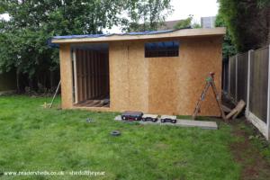 Build3 of shed - Screen 24, South Yorkshire