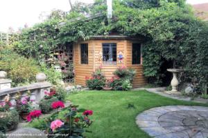 Front garden view of shed - Love Shack Argentum, Merseyside