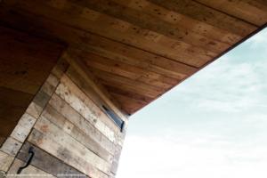 Canopy Detail of shed - AJK Architecture + Design Ltd Shed Office, Greater London