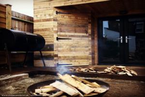 Fire Pit of shed - AJK Architecture + Design Ltd Shed Office, Greater London