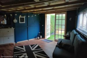 Dance floor/Bedroom of shed - DREI ECKE CLUB, North Yorkshire