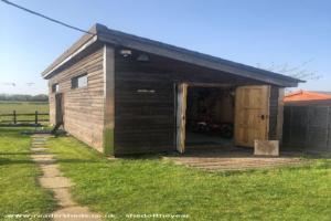 Photo 2 of shed - Shed Wedge, Wiltshire