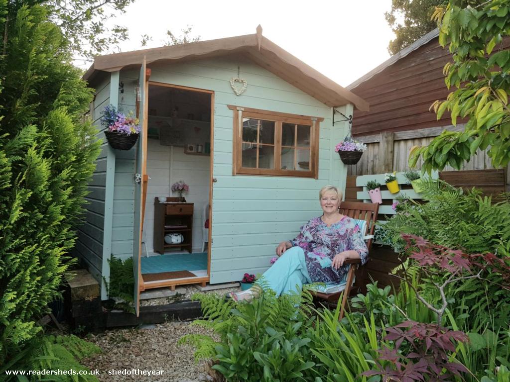 Gardners Retreat, Cabin/Summerhouse, Neath Port Talbot owned by Sheddie Kay Gardner shedoftheyear