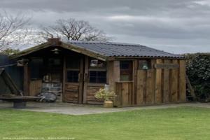 Photo 2 of shed - Lily, Warwickshire