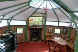 Photo 5 of shed - Cwtch dan Helyg (Willow Den), Ceredigion