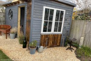 Photo 6 of shed - The Bird Box, Berkshire