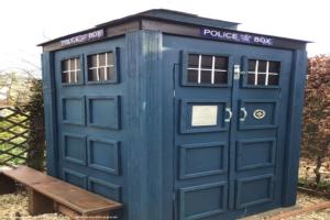 Photo 2 of shed - The TARDIS, Oxfordshire