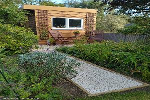 Front path of shed - Shed-goda, Central Bedfordshire