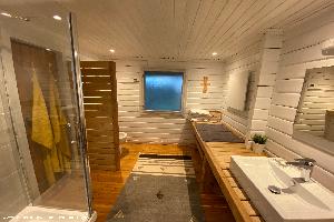 Bathroom (old sauna) of shed - 1970's Chalet, Lincolnshire