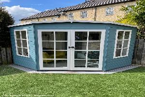 The outside of shed - The Book Nook, South Yorkshire