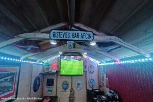 Photo 2 of shed - Stevies bar, Fife
