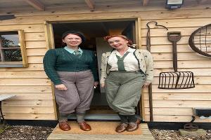 A visit from the delightful ‘Vintage Tourists’ of shed - Drovers Halt, Kent