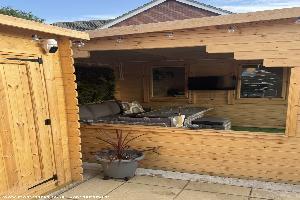 The mains outdoor retreat, West Sussex