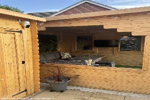 The mains outdoor retreat, West Sussex