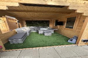 The mains outdoor retreat, West Sussex